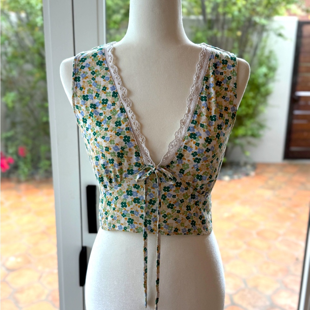 Cotton On Floral V-Neck Tank Top